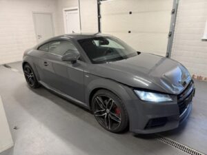 TT
